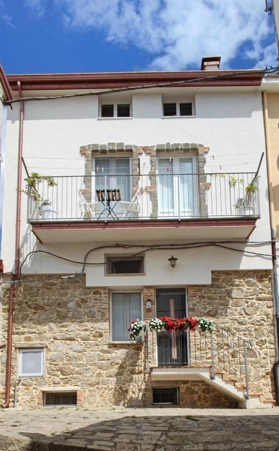 La Casa Dei Panorami Di Colobraro Apartment Exterior photo